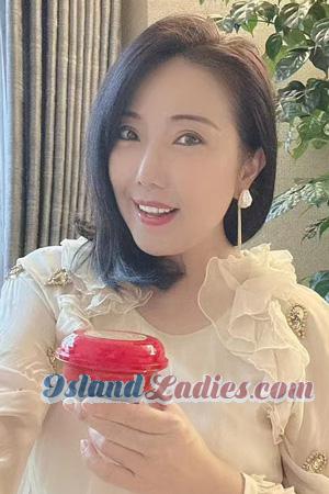227639 - Peony Age: 56 - China