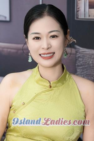 228015 - Miao Age: 41 - China